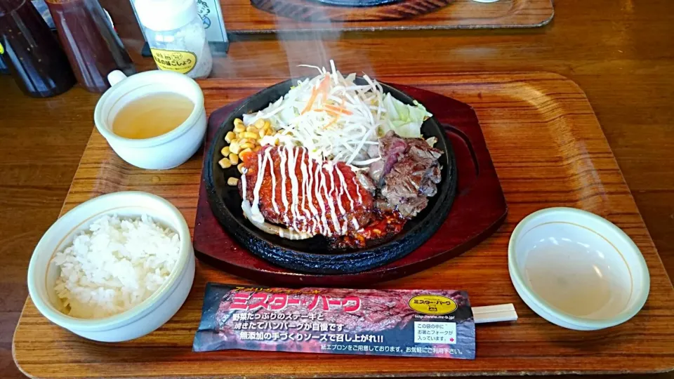 Snapdishの料理写真:ハンバーグ&サイコロステーキのランチ🍖|Ume-jaken🍺🍶🍷さん