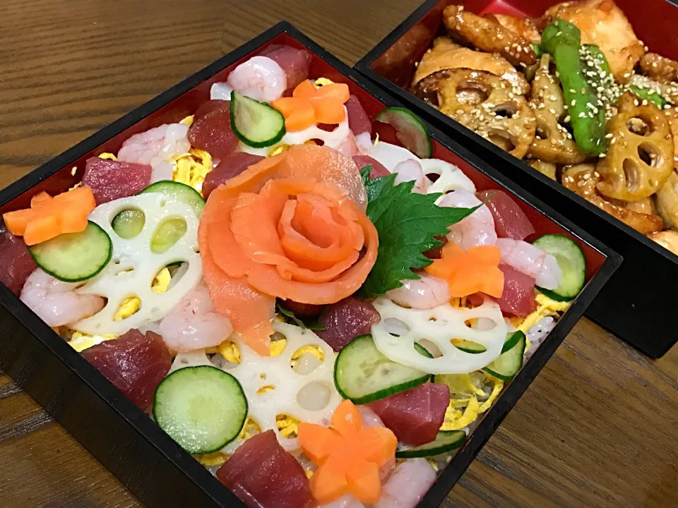 ちらし寿司と鶏肉と蓮根の甘酢|ちっきーさん