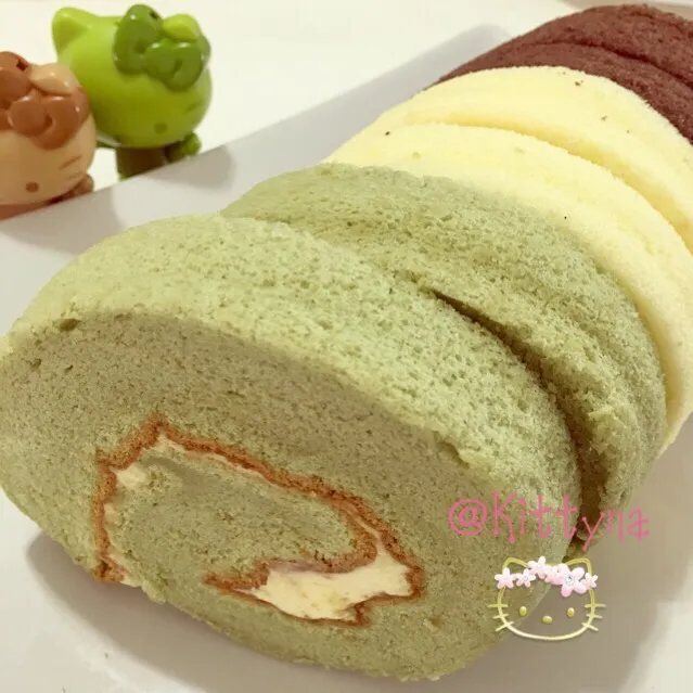 🍫Chocolate ，Vanilla ☘️Green tea rolls cake💚|🎀Kittyna🌸さん