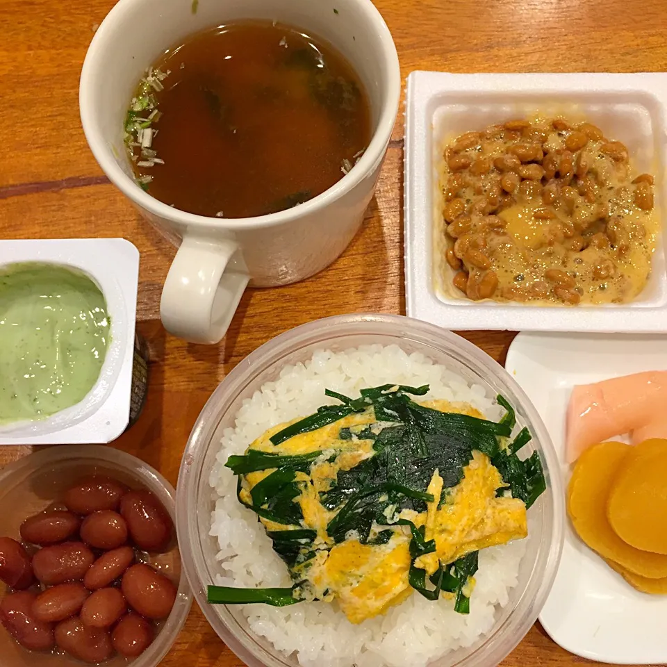 朝ご飯
納豆とニラ玉|Noriyuki Saitoさん