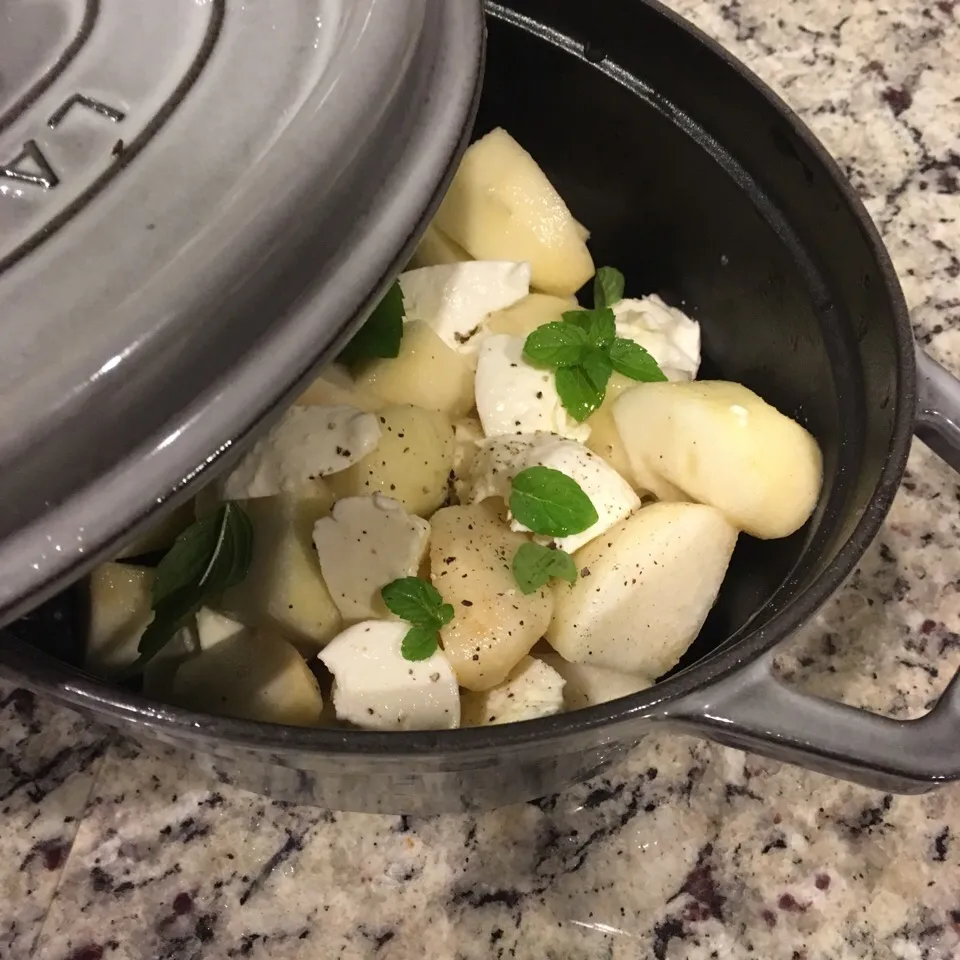 ラフランスモッツァレラ
桃モッツァレラならぬラフランス🍐|D⍢⃝T.RECIPE 管理栄養士さん