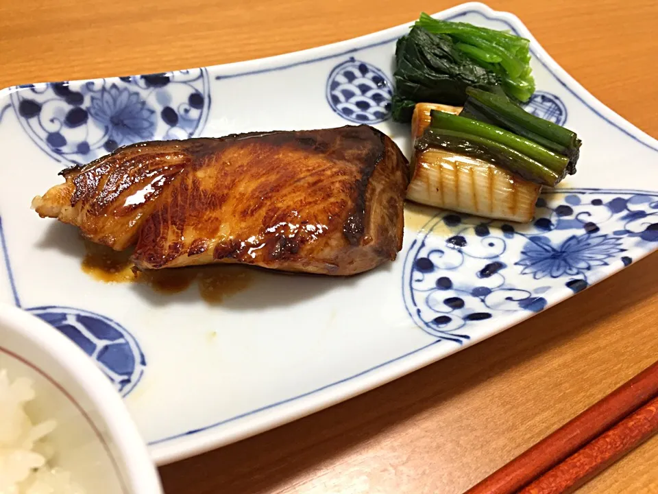 Snapdishの料理写真:ぶりの照り焼き|こりまんさん