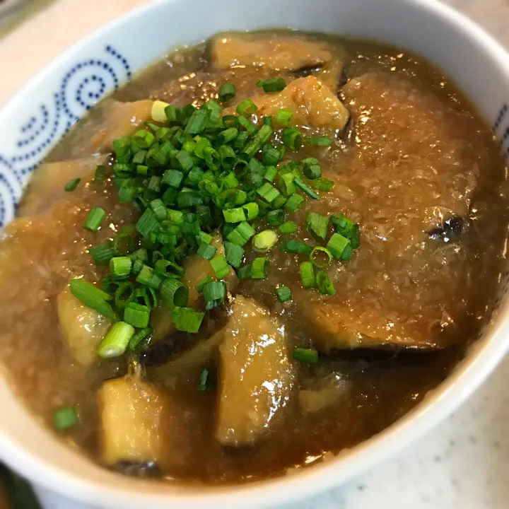 寒い日にぴったり❗️
生麩と茄子の生姜たっぷりおろし煮⭐︎|NanaMOさん