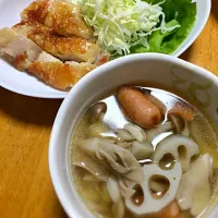 Snapdishの料理写真:根菜スープと鶏肉|さくらさん