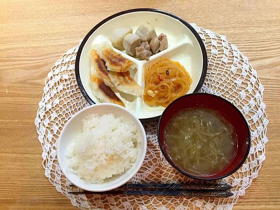 麻婆春雨
里芋の煮物
餃子
コンソメスープ|野上真理子さん