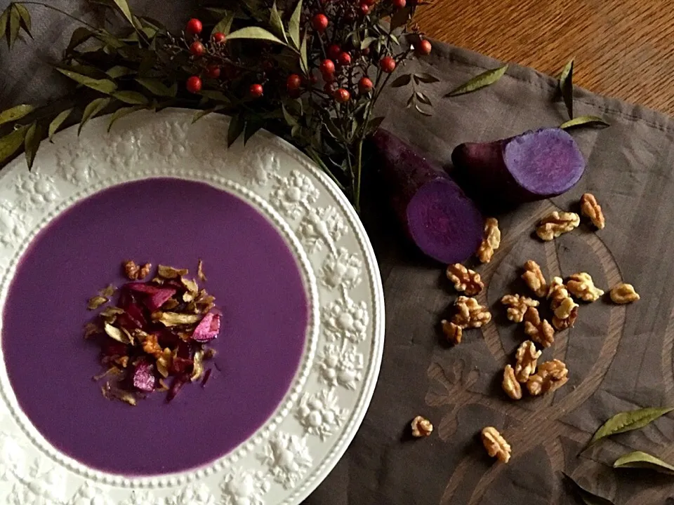 Snapdishの料理写真:✨Puple yam soup with crispy toppings(deep-fried purple yam, burdock root & walnuts)...紫芋のスープ,かりかりトッピング添え(素揚げの紫芋、ごぼう&くるみ)✨|🌺Sanntina🌺さん