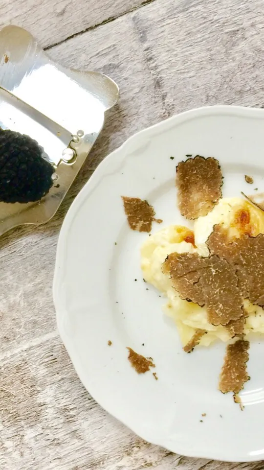 Snapdishの料理写真:potato gratin with truffles|jamieさん