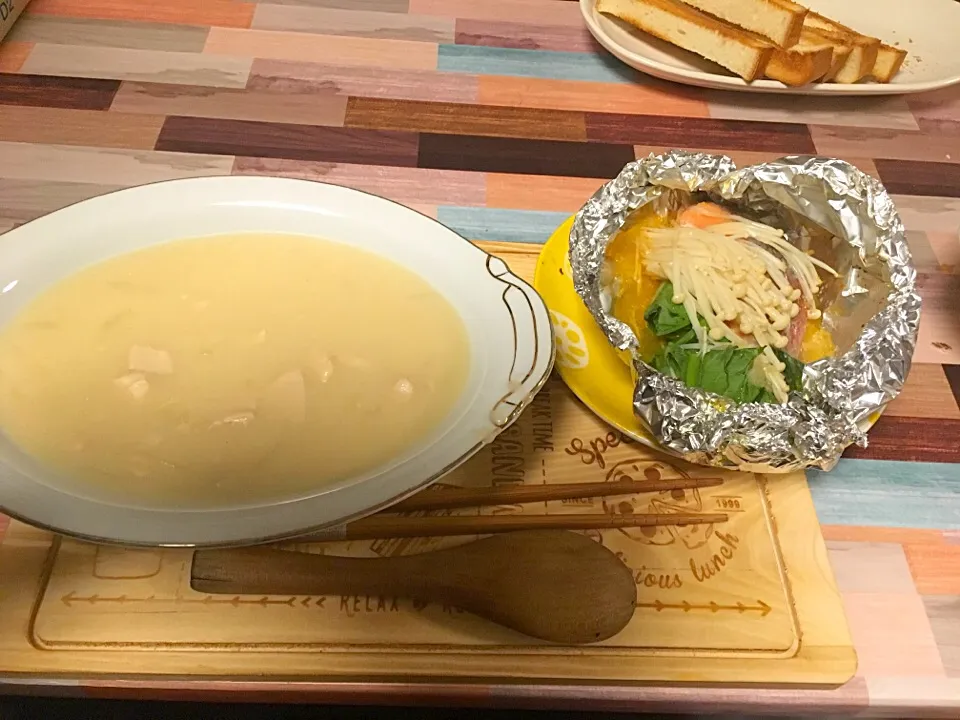 Snapdishの料理写真:クリームシチュー
鮭のホイル焼き|あんさん