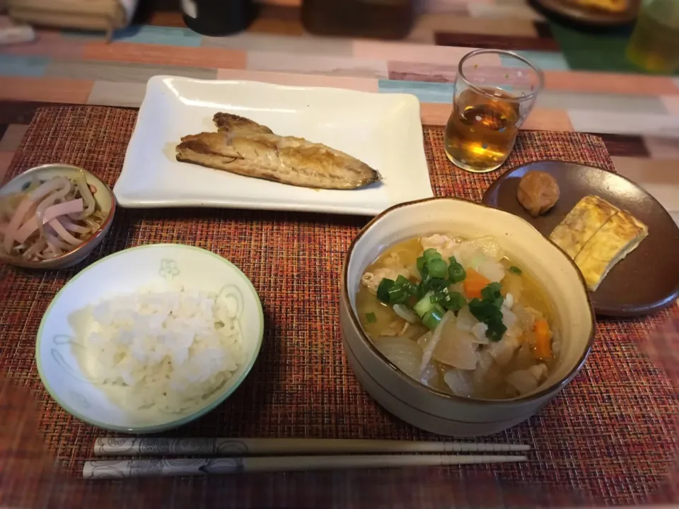 焼き魚
豚汁
ハムともやしのナムル
チーズ卵焼き|あんさん