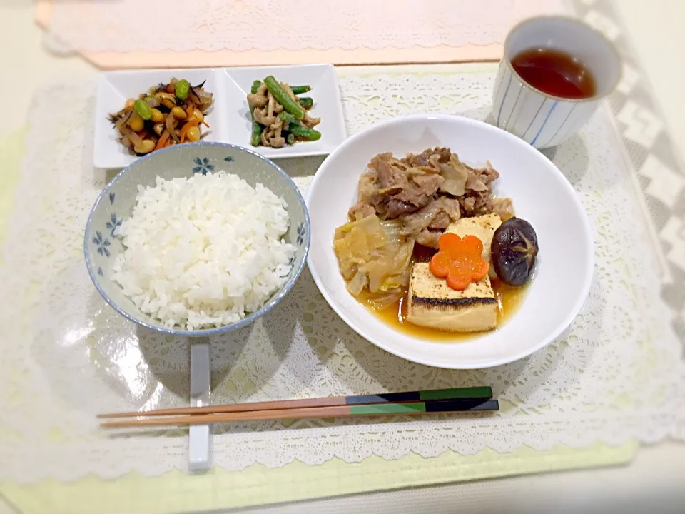 今日の夕ご飯🍴〜肉豆腐・ひじき豆・いんげんの胡麻味噌和え〜|ごまたまごさん