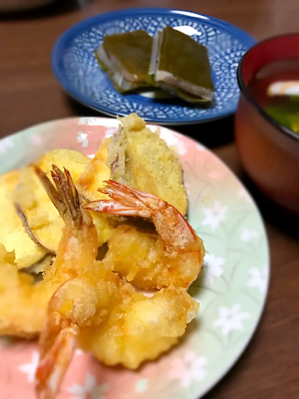 いも天、エビ天
ザスの昆布じめ
豆腐とニラとかまぼこのお吸い物|sakiさん