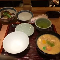 Snapdishの料理写真:柚子麩の白味噌汁@志る幸|Yayoweさん