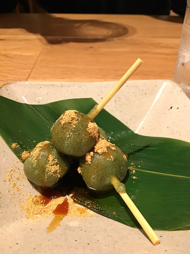 よもぎだんご
ランチの甘味です|makiさん