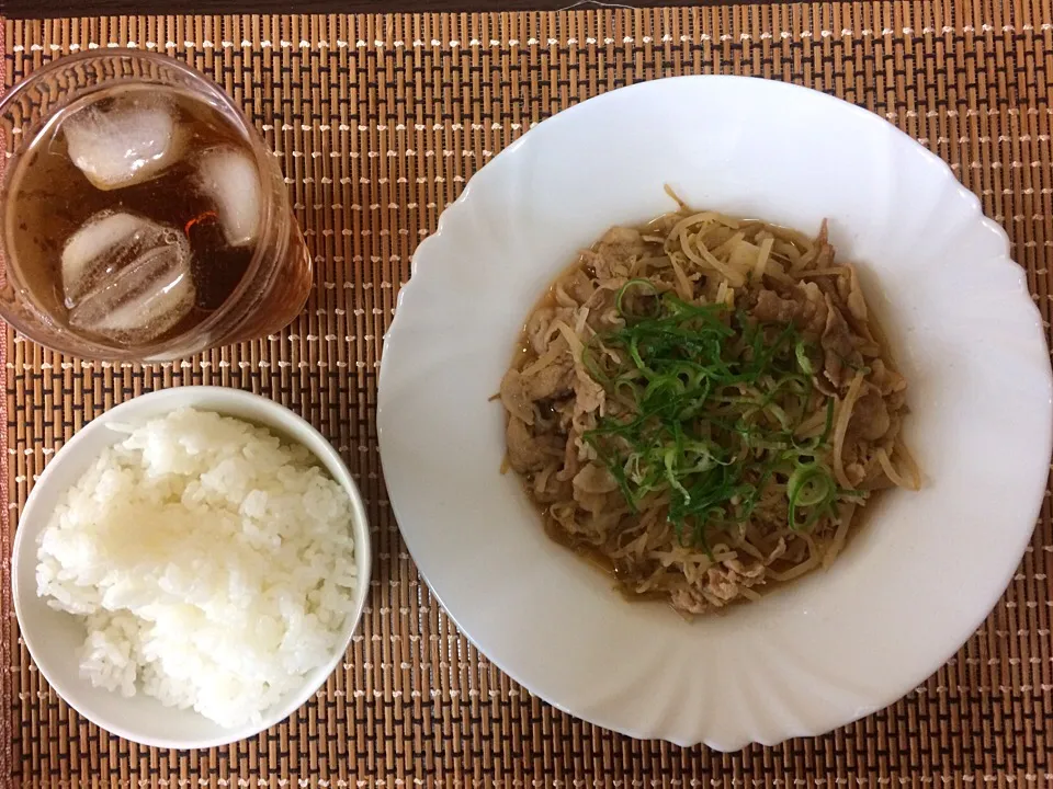 豚肉もやし炒めご飯|ばーさんさん