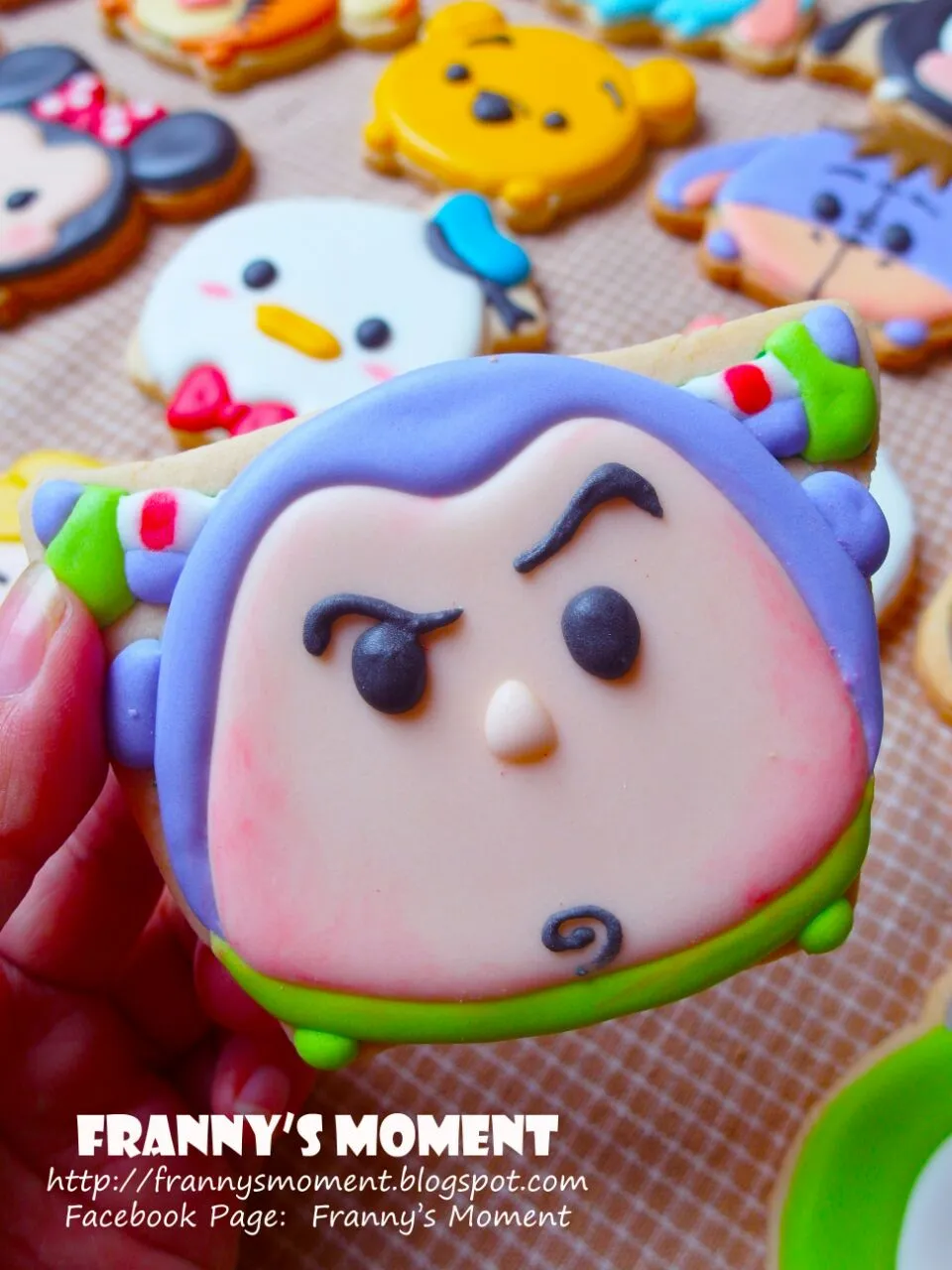 Disney Tsum tsum icing cookies  
Buzz lightyear ❤💙💚💜💛|Frannyさん