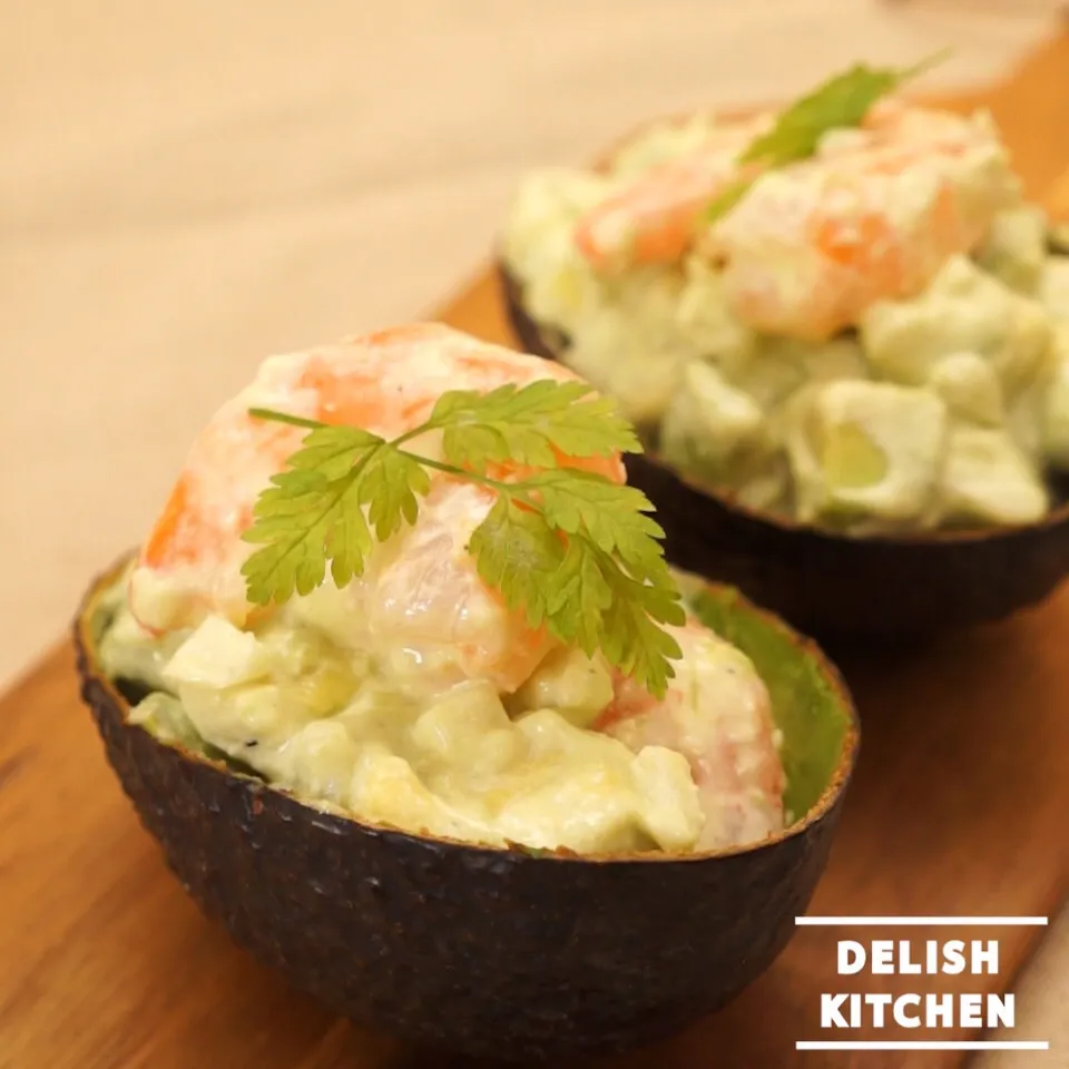 【動画】エビとアボカドのマヨサラダの作り方#delishkitchentv|DELISH KITCHENさん