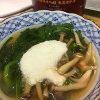 Snapdishの料理写真:菊菜のとろろがけ|Hironori  Makizonoさん