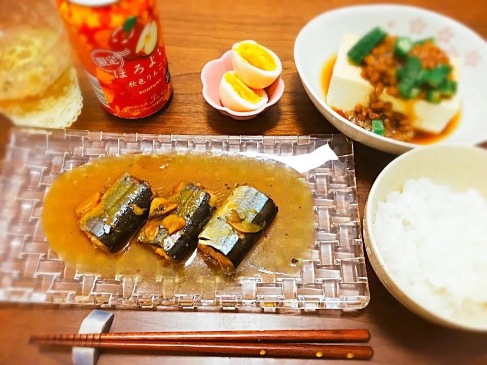 さんまの味噌煮
あとはあるもので適当すぎた ある秋の夜ごはん🐟|えーたんさん