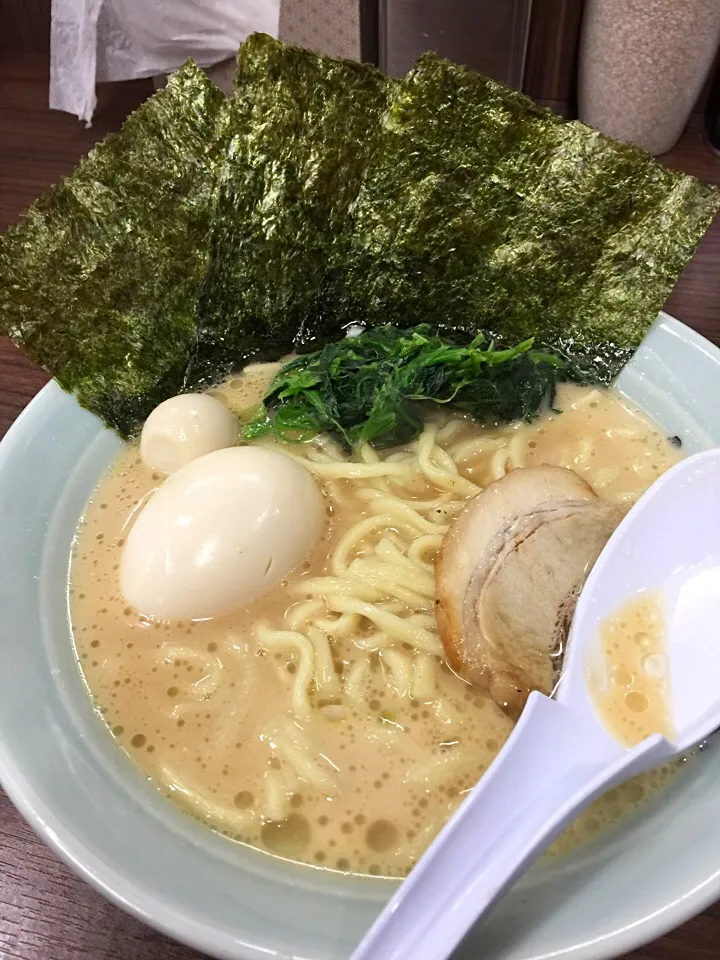 Snapdishの料理写真:醤油味玉ラーメン|T. Wonderさん