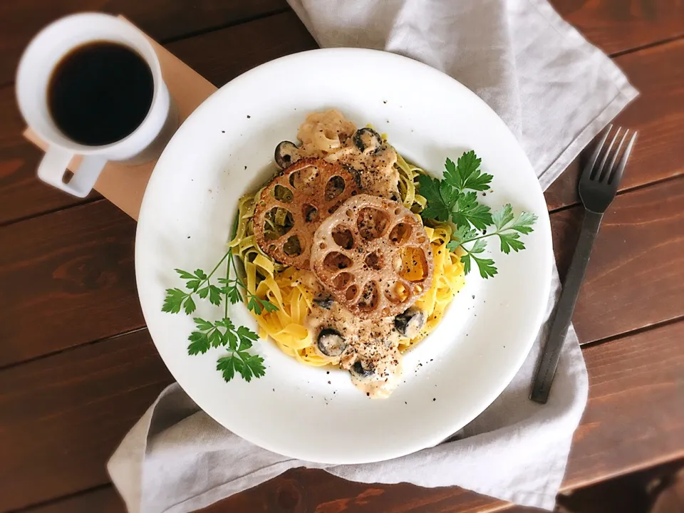 2色のフィットチーネ、ツナクリームのパスタ🍝|welcomeizumiさん