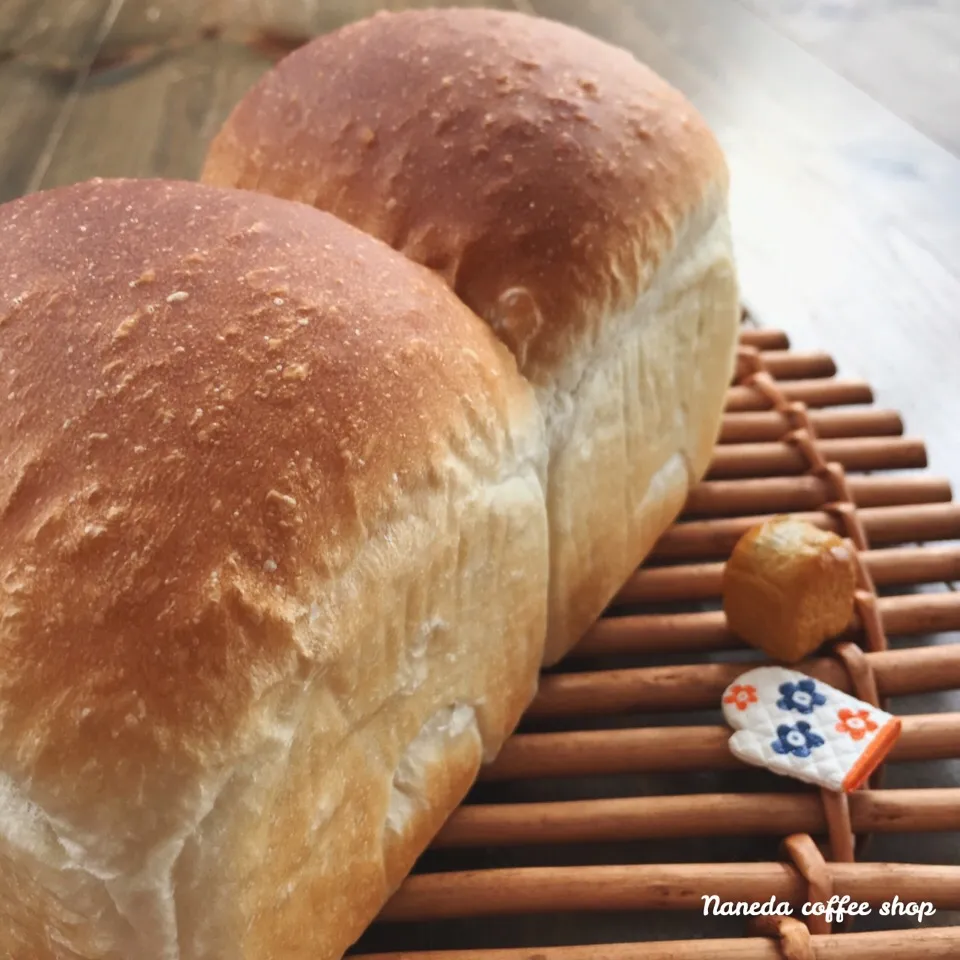 Snapdishの料理写真:小さな山食（もどき）ʕ-̼͡-ʔ🍞|七海さん