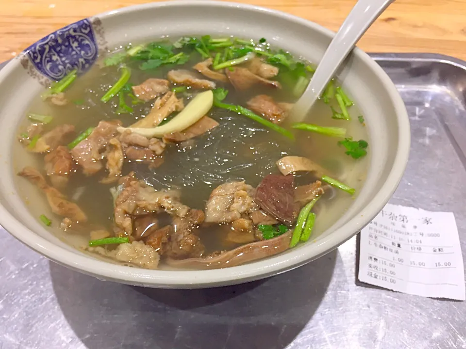 Snapdishの料理写真:Assorted beef rice flat noodles|Sky Blueさん