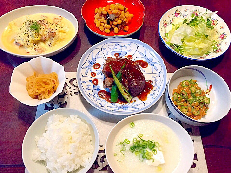 牛スネ肉煮込み 赤味噌ソース