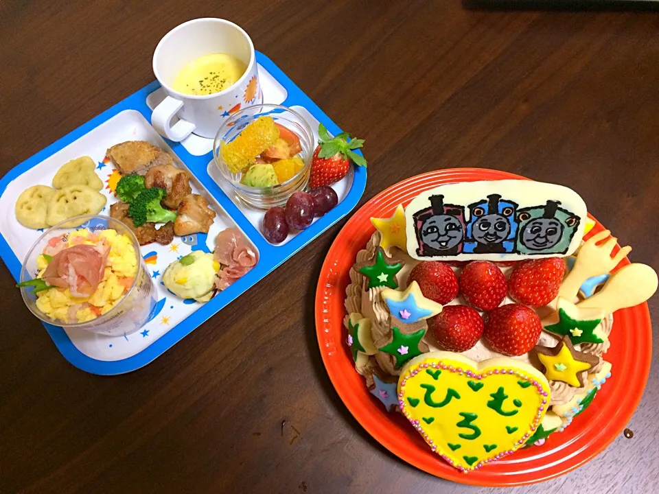 3歳お誕生日ご飯とケーキ|ゆいすけけさん