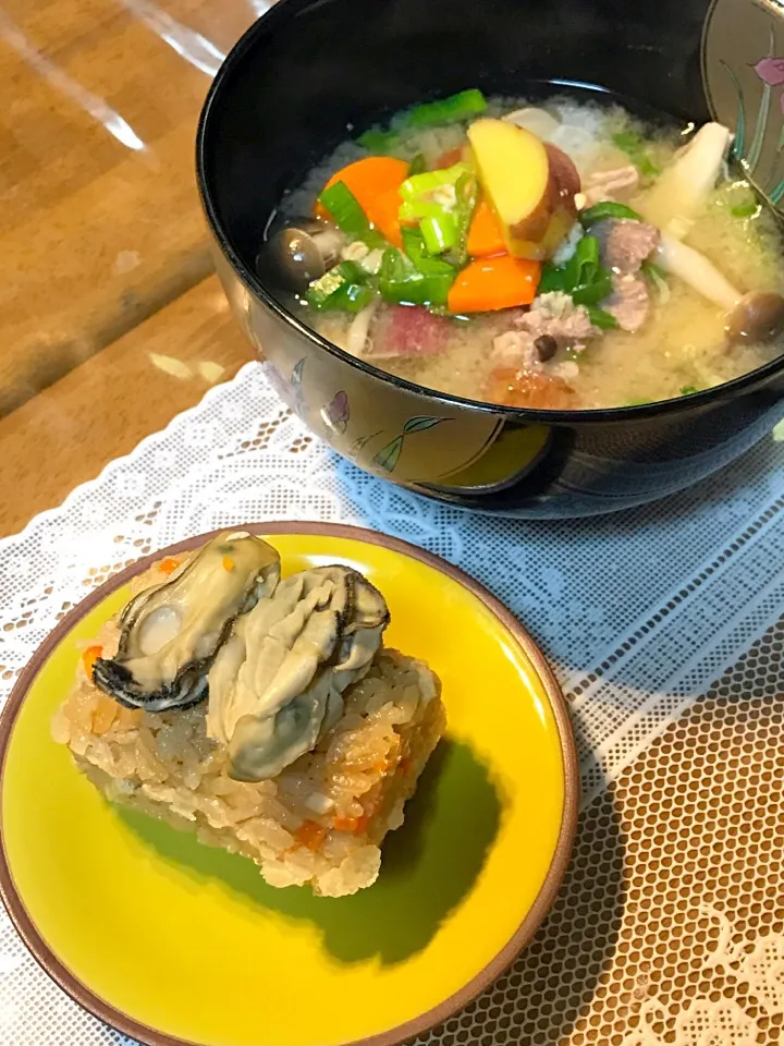 Snapdishの料理写真:牡蠣ご飯deおにぎりアクション
さつま汁（自家製サツマイモ）|Yuko Kobayashiさん