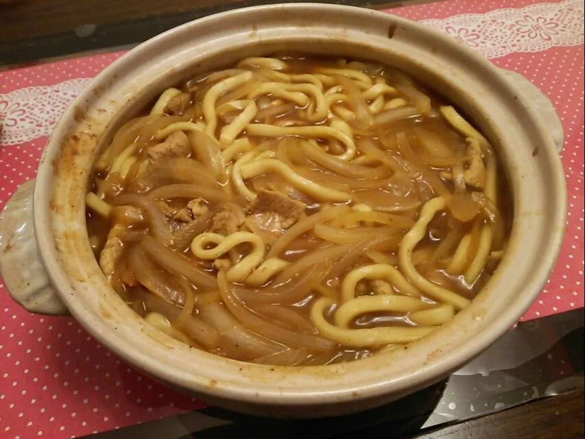 カレーうどんを土鍋で作ると美味い😋|kamekameさん