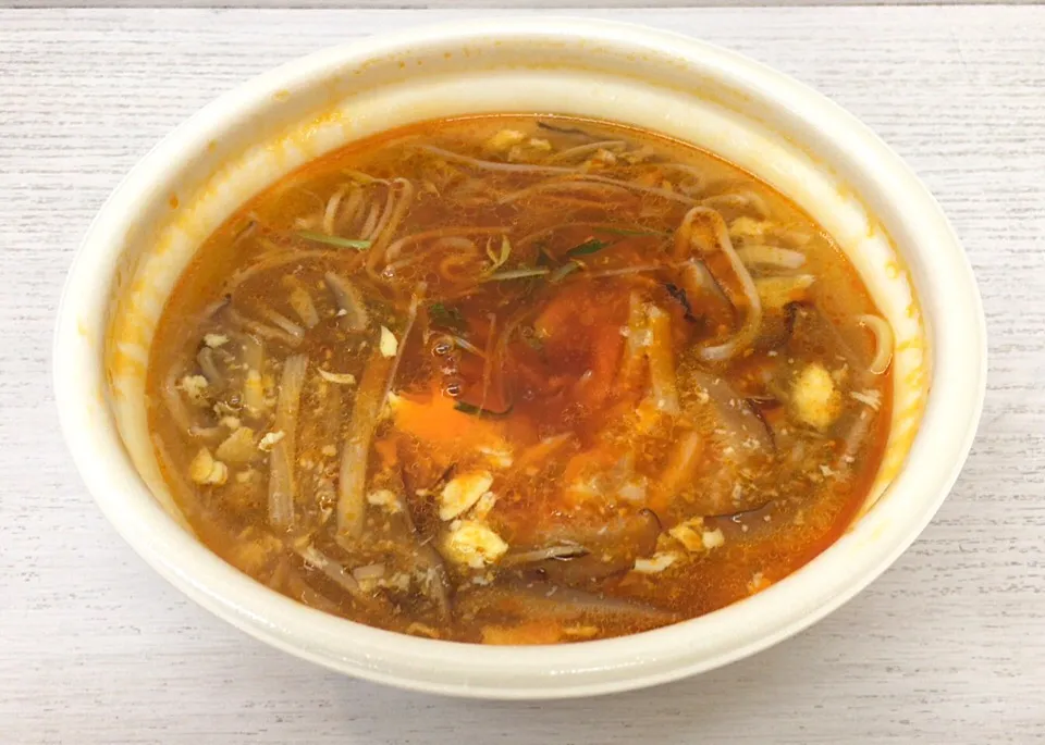 スープが決め手！ 酸辣湯麺を頂きました。|momongatomoさん