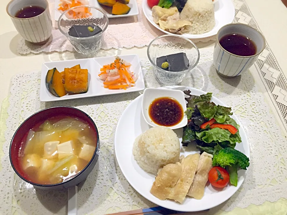 今日の夕ご飯🍴カオマンガイ・かぼちゃの煮物・大根なます・胡麻豆腐・味噌汁|ごまたまごさん