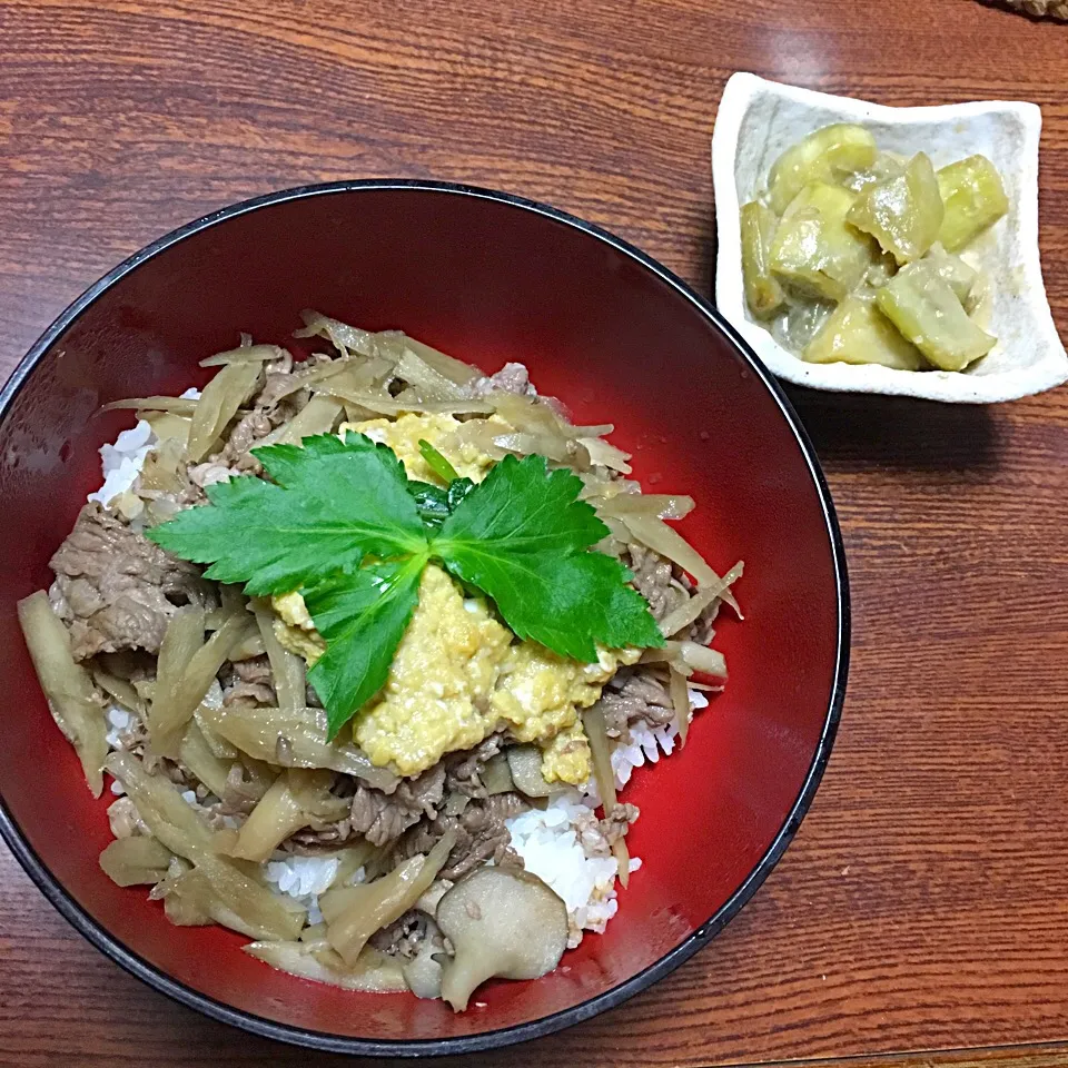 牛肉の柳川風、なすの味噌炒め🍳|めいこさん