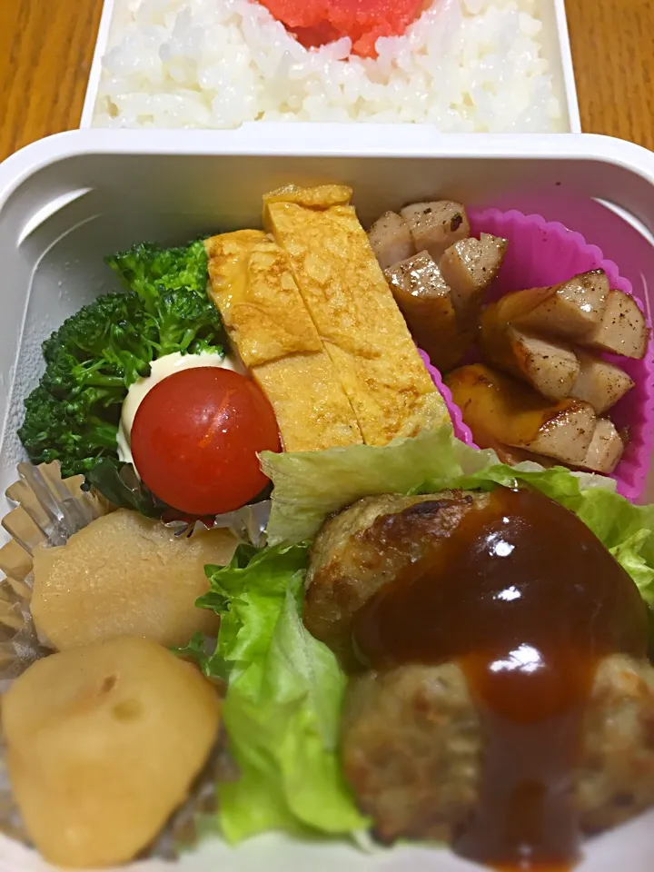 11月18日 ハンバーグ弁当🍱ヽ( ´ ▽ ` )ノ|かよっぺさん