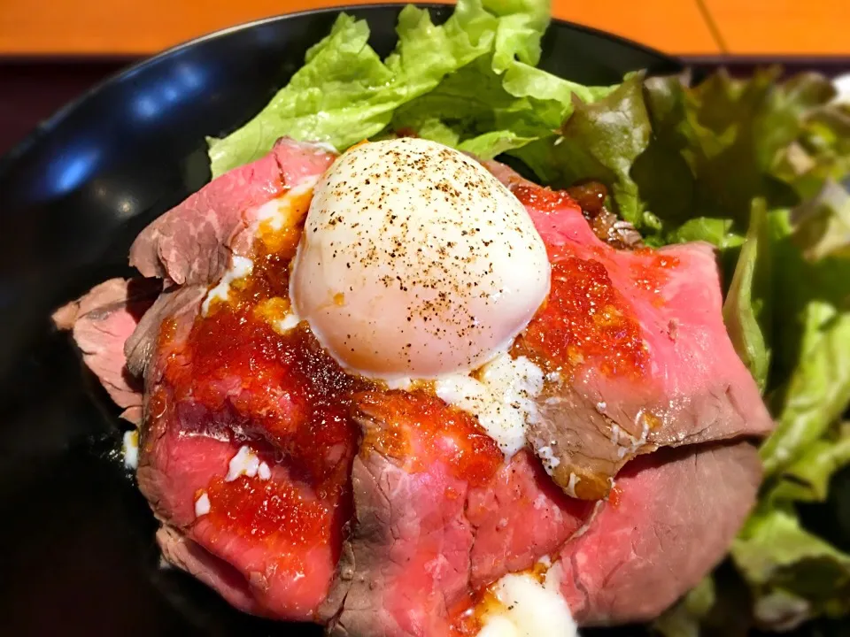 Snapdishの料理写真:ローストビーフ丼|Hideki  Fukushimaさん