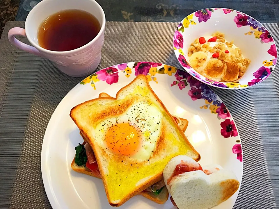 目玉焼きトーストでホットサンド❤️|あいさん