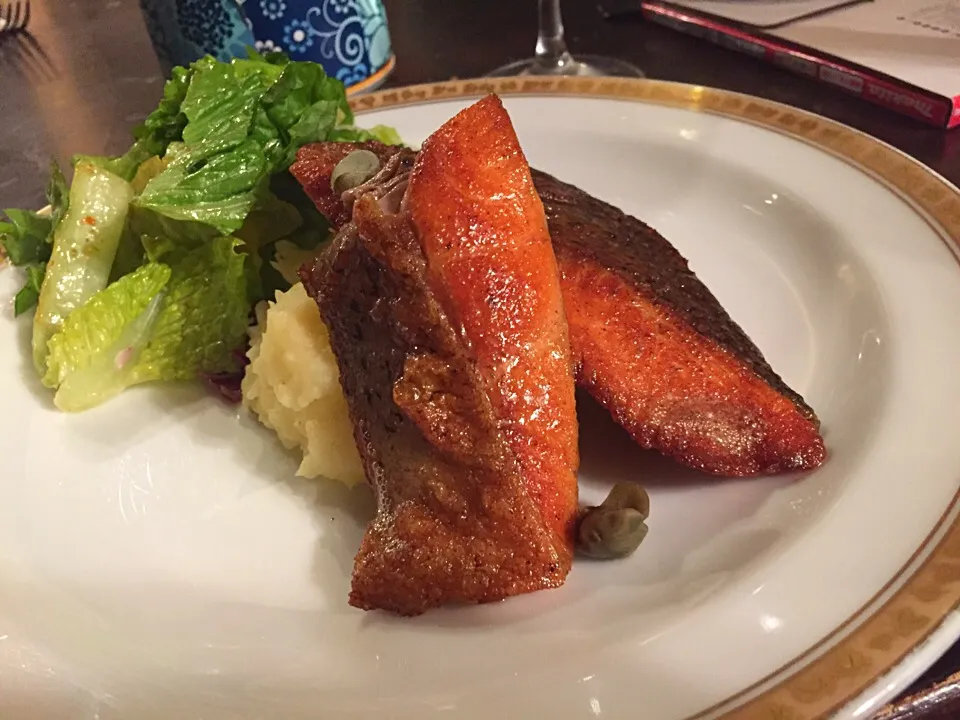 Salmon with mashed potatoes|Chris Shannonさん