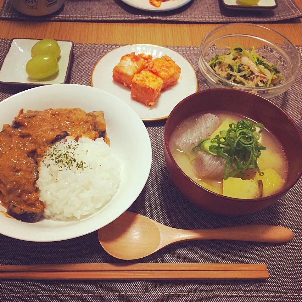 キーマカレー・豚汁・豆苗の和え物|ゆのさん