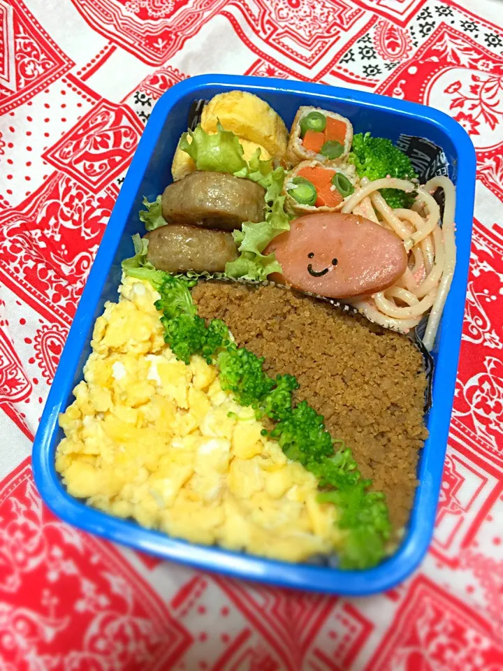 Snapdishの料理写真:今日は学習発表会でお弁当(息子)|みあとのさん