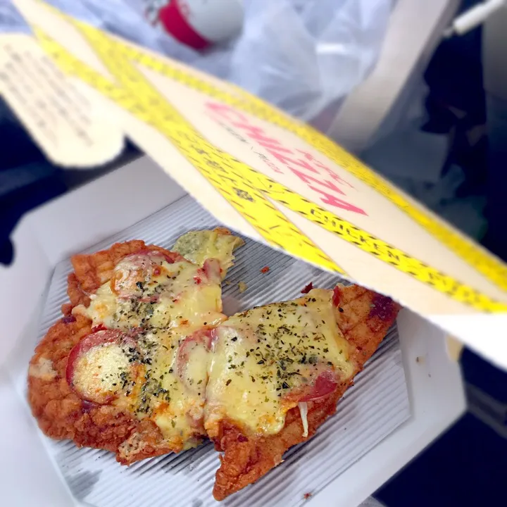 KFC CHIZZA🍗🍕|23FKit23さん