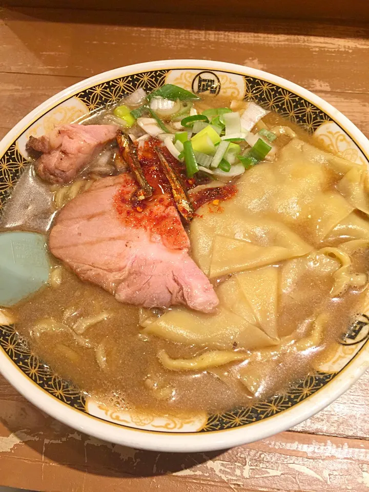 Snapdishの料理写真:煮干ラーメン|T. Wonderさん