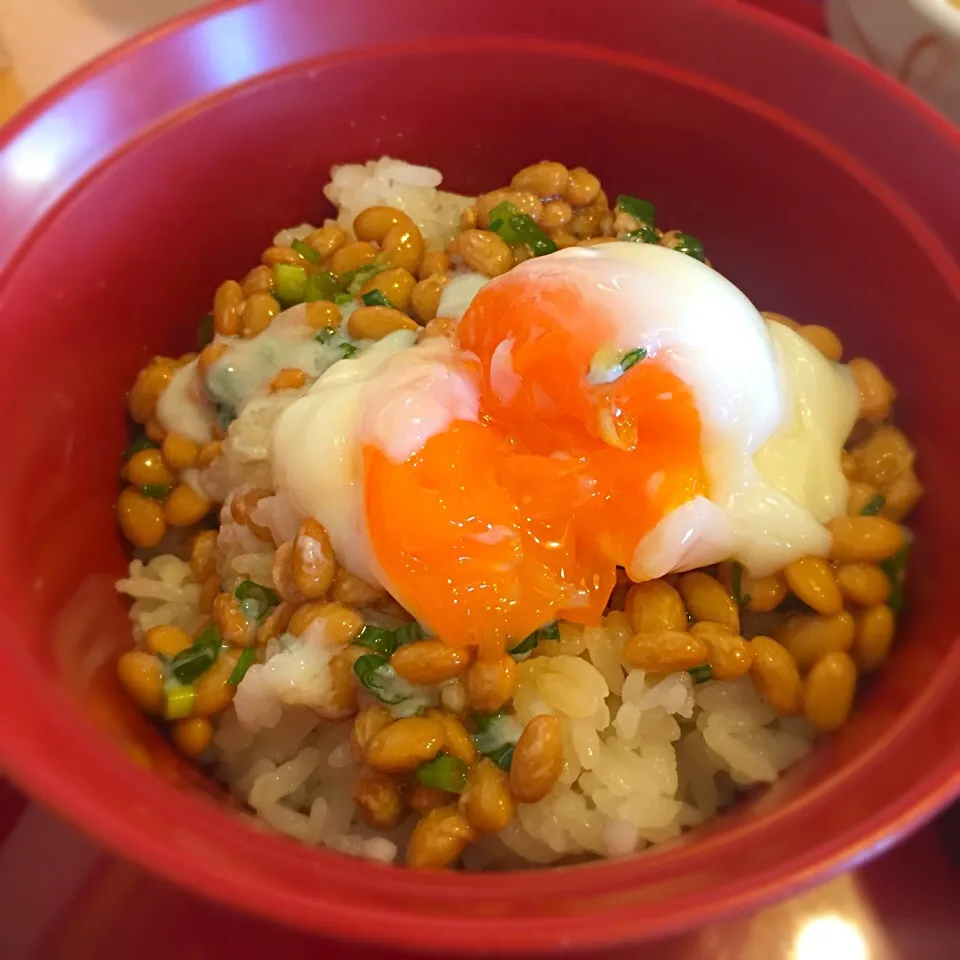 納豆温玉ご飯|ヨッチャンさん