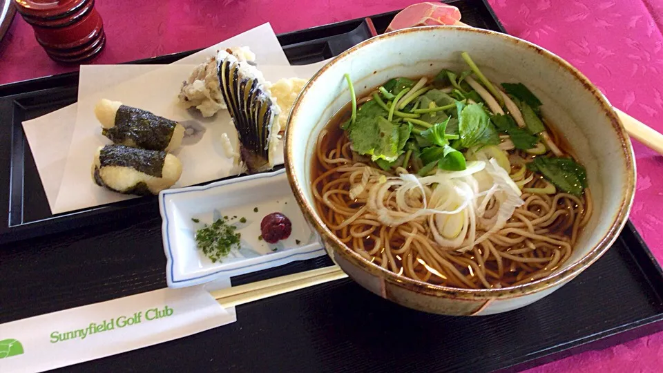 ⛳️ゴルフ場飯「自然薯の天ぷらと幌加内蕎麦」😋|アライさんさん