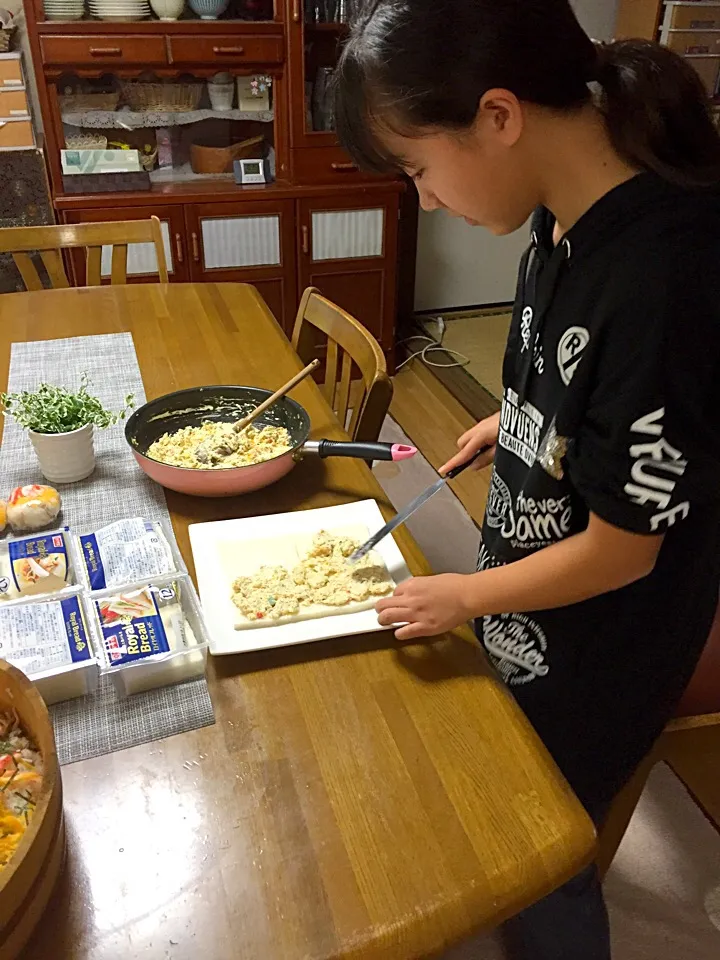 率先して料理のお手伝いをしてくれる、末っ子です(*^_^*)|simoneさん