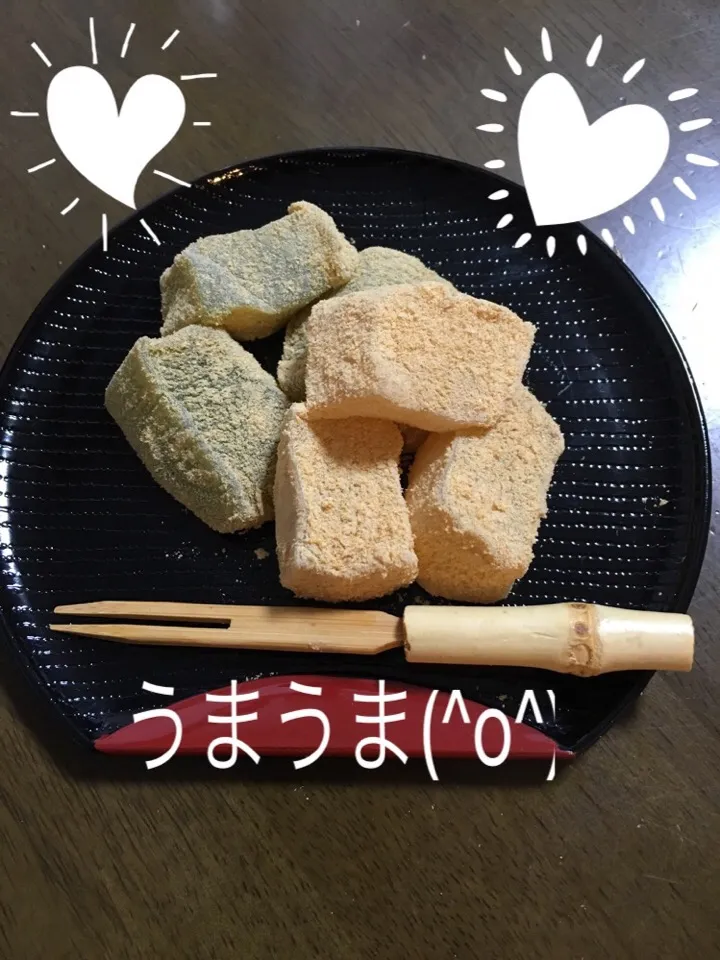 Snapdishの料理写真:口どけ滑らか😍
簡単なのに激ウマ❗️❗️❗️
わらび〜餅🎶|よっちゃんさん