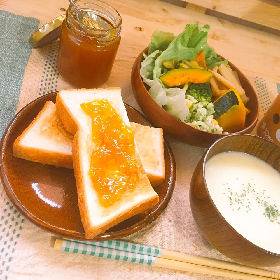 朝ごはん🍊|ゆきはるさん