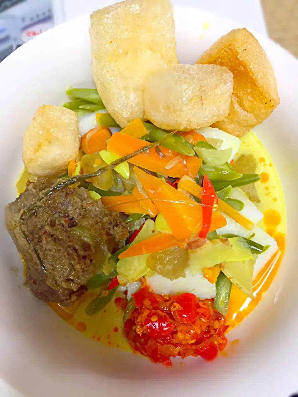 Lontong sayur|Astrid Ocdetiさん