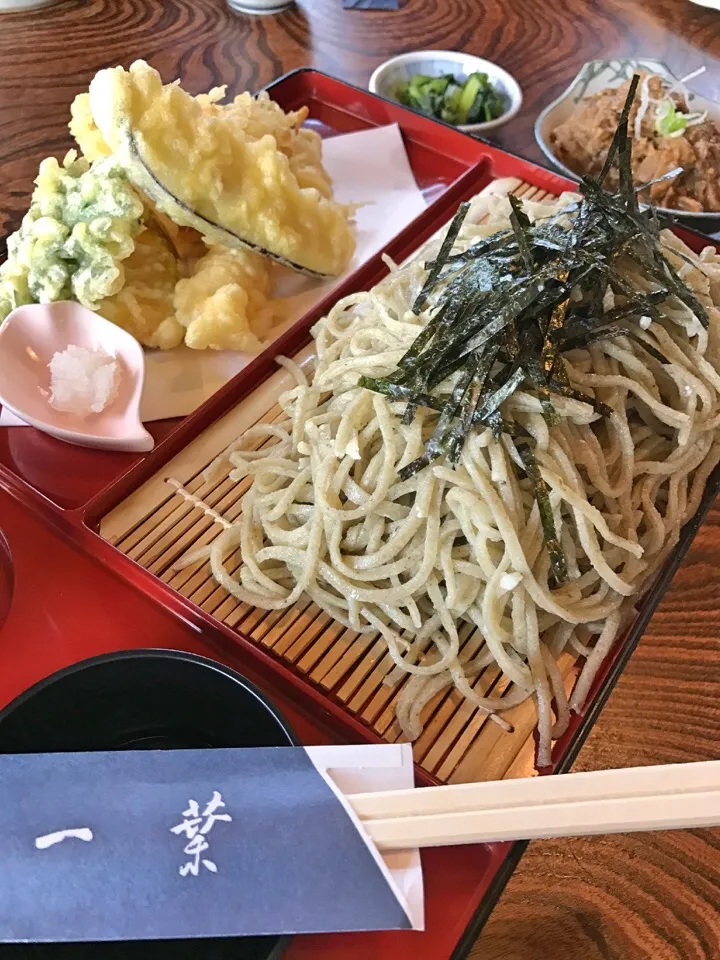 Snapdishの料理写真:天ざるそば @ そば処 一葉、長野県安曇野市|アッチさん