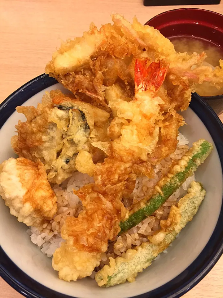 かきとホタテの海鮮天丼|T. Wonderさん