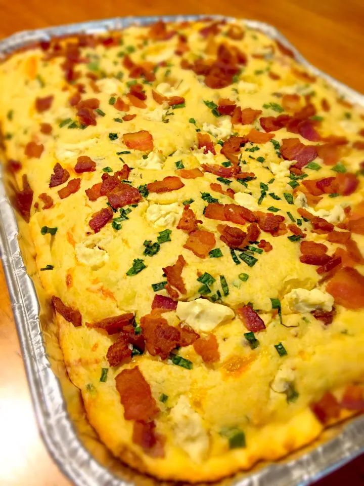 Three-cheese Jalapeño Bacon Cornbread.
三種チーズとハラペーニョ、ベーコンのコーンブレッド|Sayaka Jinsenji Huletteさん